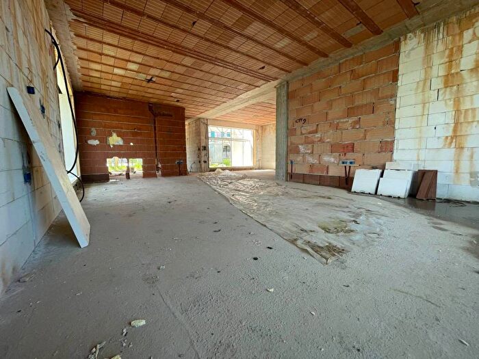 Casa con 6 locali in vendita in Via Bacchiglione, Centro, Saccolongo