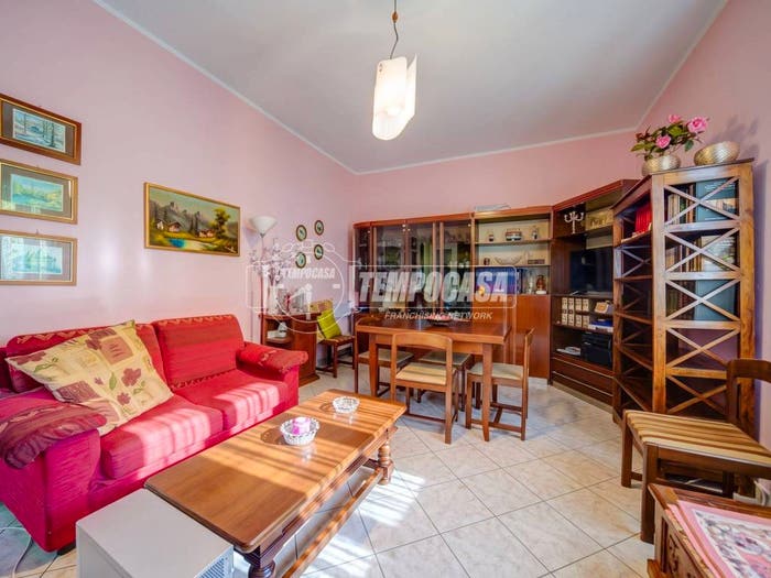 Appartamento bilocale in vendita in Via Venezia, Dormelletto