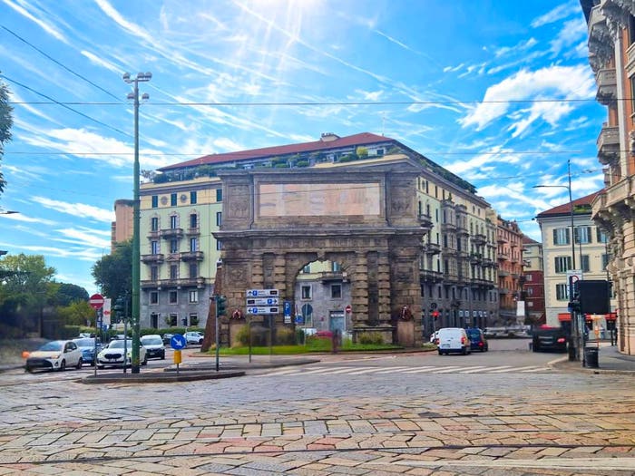 Appartamento trilocale in vendita in Viale Monte Nero, Montenero, Milano
