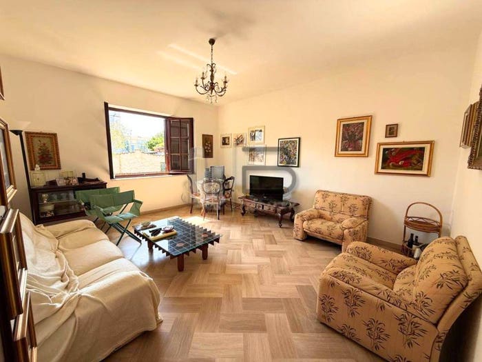 Casa con 6 locali in vendita in Via Perticata, Stadio Sant'Antonio Marasio, Carrara