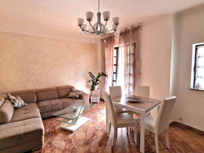 Appartamento con 5 locali in vendita in via ticino, Mondragone