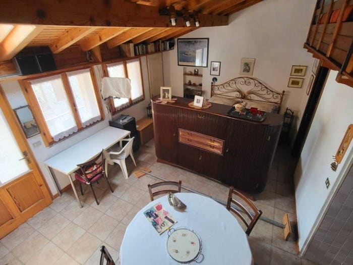 Casa con 6 locali in vendita in Via Prato Bevera, Centro, Sormano