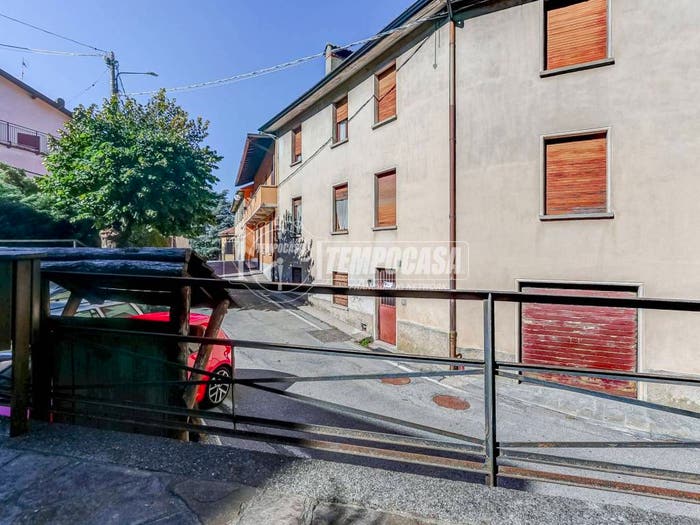 Appartamento con 5 locali in vendita in Via Viola Giuseppe A, Curiglia, Curiglia con Monteviasco