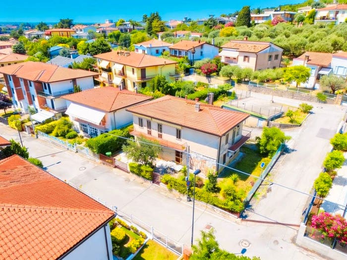 Casa con 5 locali in vendita in Via John Fitzgerald Kennedy, Meggiaro Alto, Este