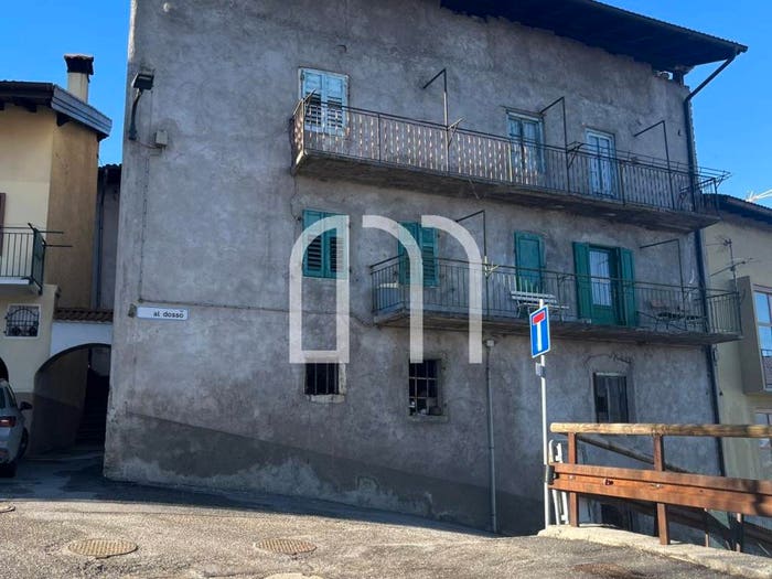 Casa con 5 locali in vendita in Saccone, Brentonico