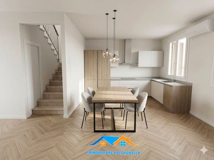 Casa con 5 locali in vendita in Vicolo Lucchiari, Centro, Adria