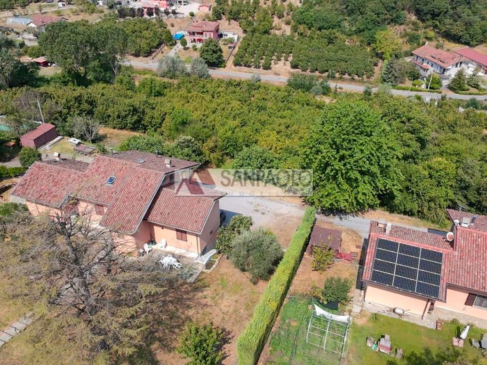 Casa trilocale in vendita in Via Montà, Rodello