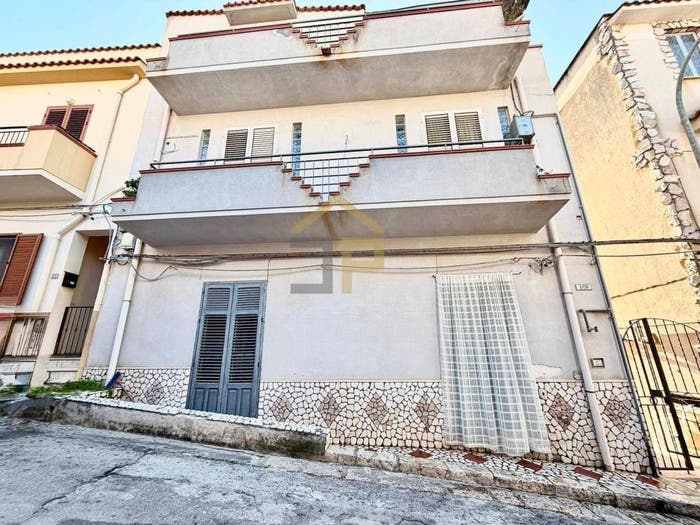Appartamento con 5 locali in vendita in Via Pitrè, Balestrate Foce, Balestrate