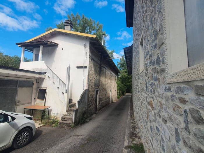 Casa con 6 locali in vendita in Località Casa Mezzini, Vergato