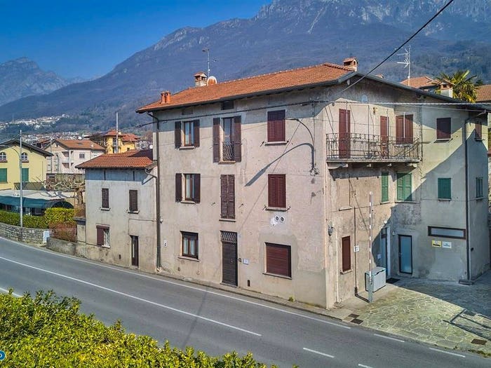 Casa con 6 locali in vendita in Via Nazionale, Centro, Abbadia Lariana
