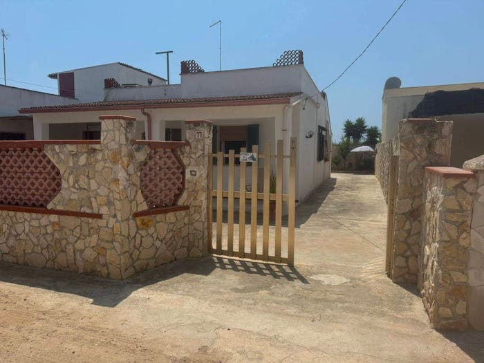 Casa quadrilocale in vendita in Via Marco Polo snc, San Pietro in Bevagna, Manduria
