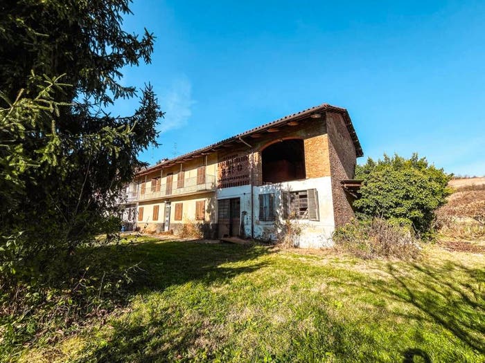 Casa quadrilocale in vendita in Via Lame, Canale