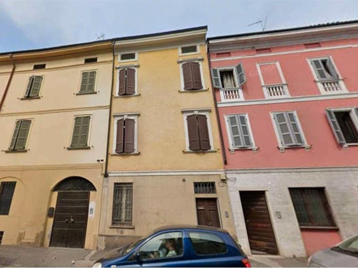 Appartamento trilocale in vendita in Via Giordano, Centro, Cremona
