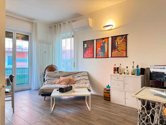 Appartamento trilocale in vendita in Via Privata Piani Romani, Fenarina Via Neghelli Collina di Ponente, Alassio
