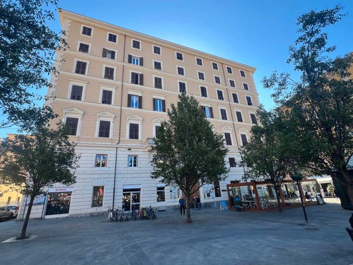 Appartamento quadrilocale in vendita in Piazza Saint Bon, Centro Storico, La Spezia