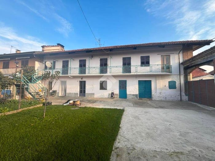 Casa con 6 locali in vendita in Via tripoli, Centro, Castagnole Piemonte
