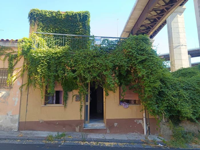 Casa quadrilocale in vendita in Via Palermo, Camaro Superiore, Messina