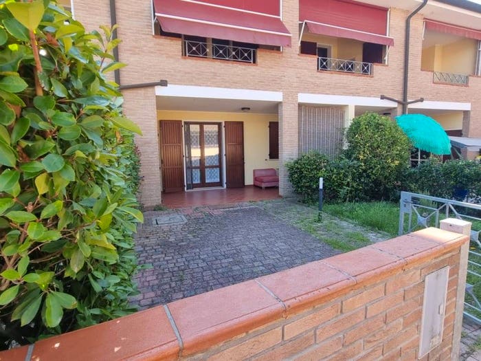 Casa trilocale in vendita in Via Imola, Lido degli Estensi, Comacchio