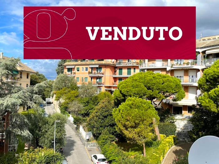 Appartamento quadrilocale in vendita in Viale Quartara, Quarto, Genova