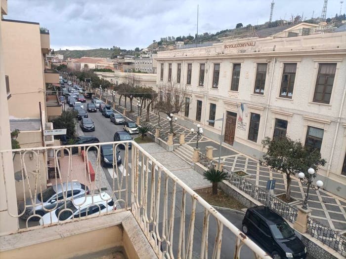 Appartamento trilocale in vendita in Via Nazionale, Melito di Porto Salvo