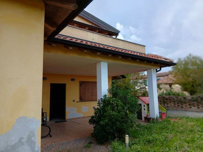 Casa con 5 locali in vendita in Caorso