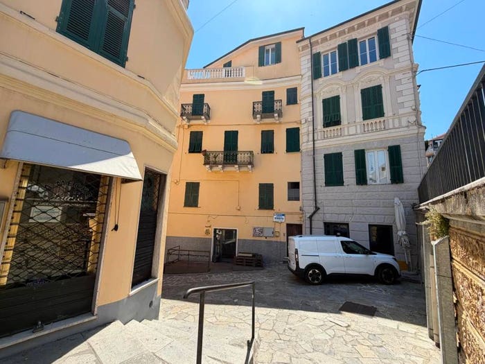 Appartamento bilocale in vendita in Via Sebastiano Caboto, Porto Maurizio, Imperia