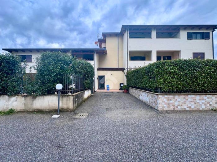 Appartamento con 5 locali in vendita in Via Gandhi, Tivolille Pasquali Merenzata, Mendicino
