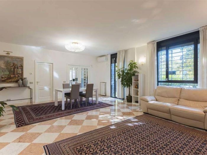 Appartamento con 6 locali in vendita in Via Delle Costellazioni, Villaggio Zeta, Modena