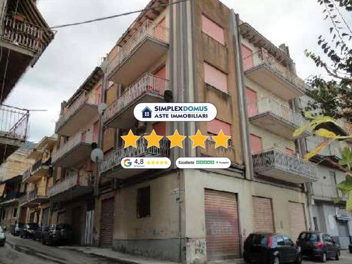 Appartamento con 6 locali in vendita in Via Cagliari, Centro, Carini