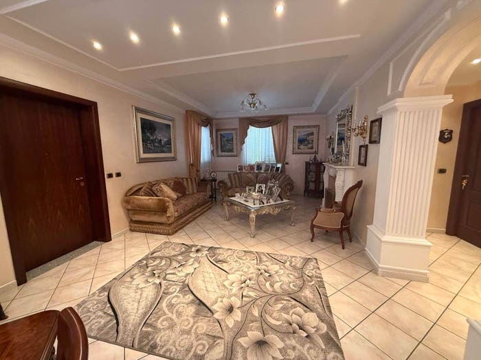 Appartamento quadrilocale in vendita in Via Vittorio Sardella, San Giovanni Tupparello, Acireale