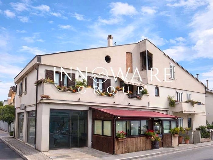 Casa con 6 locali in vendita in Via Fratelli Bandiera, San Marone San Giuseppe Risorgimento, Civitanova Marche