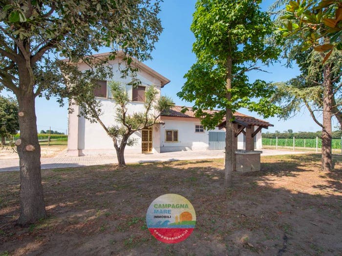 Casa con 6 locali in vendita in Via Biverare, Centro, Mesola