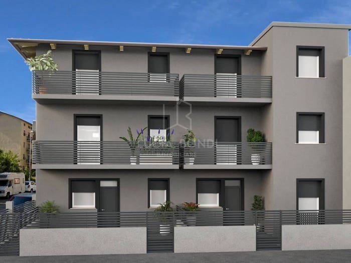 Appartamento trilocale in vendita in Via degli Accolti, Giotto, Arezzo