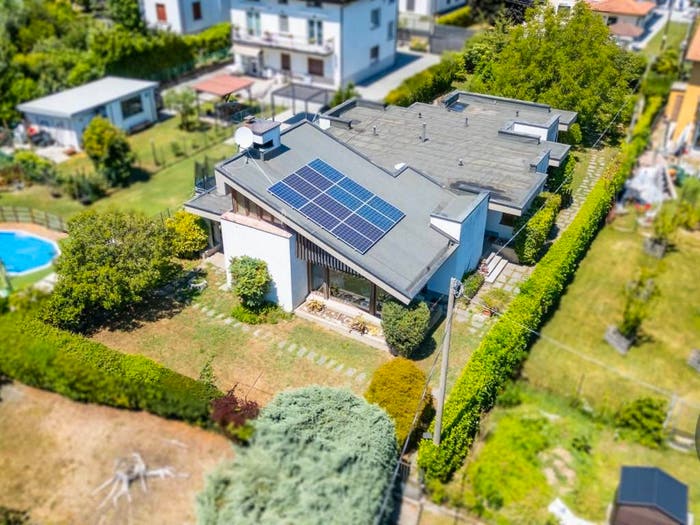 Casa con 5 locali in vendita in Via della Valle, Centro, Casciago