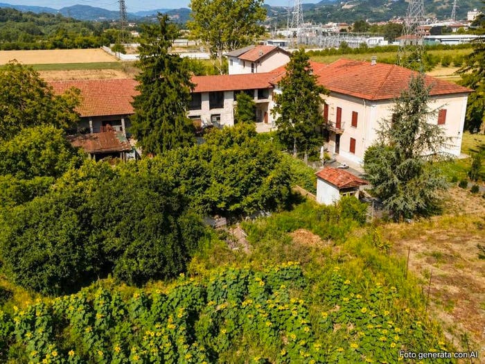 Casa con 6 locali in vendita in Regione Campofaletto, Bistagno
