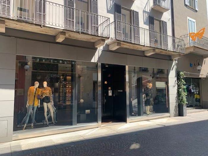 Casa con 6 locali in vendita in Corso Italia, Centro Storico, Novara