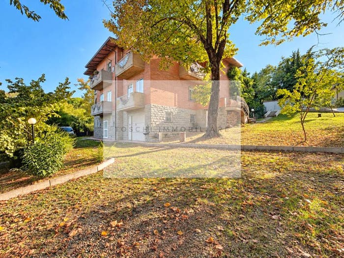 Casa con 6 locali in vendita in Tre Monti, Imola