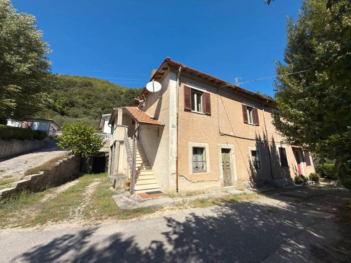 Appartamento trilocale in vendita in via degli abruzzi, Terme Di Cotilia, Castel Sant'Angelo