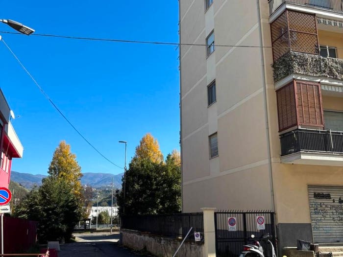 Appartamento quadrilocale in vendita in Via Consalvo Aragona, Mancini, Cosenza
