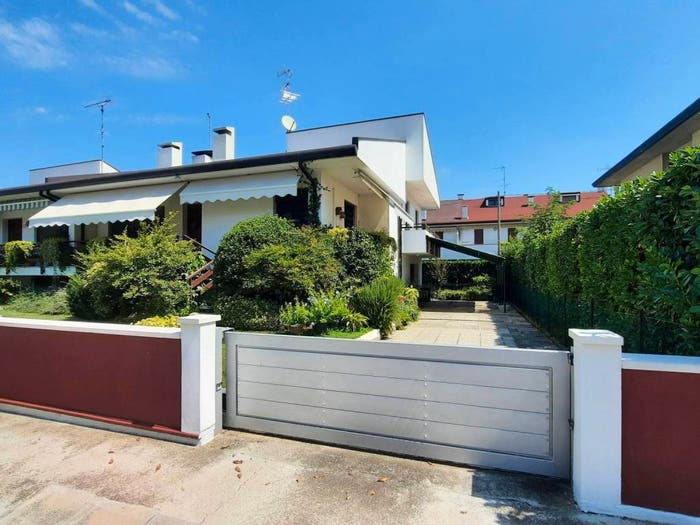 Casa con 6 locali in vendita in Centro, Polesella