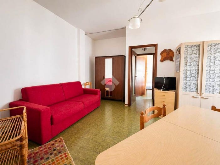 Appartamento bilocale in vendita in Viale Roma, Marina di Massa Centro, Massa