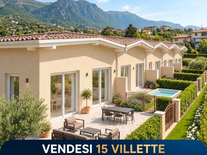 Casa quadrilocale in vendita in Piazza Camillo Benso di Cavour, Centro, Avezzano