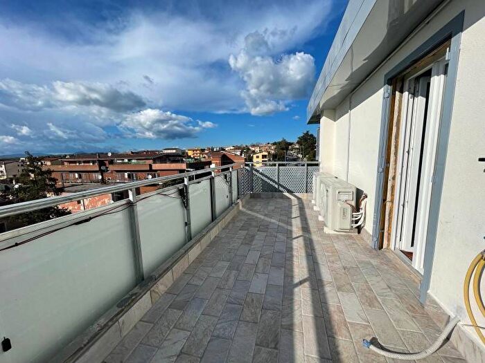 Appartamento quadrilocale in vendita in Via della Stazione di Cesano, Cesano, Roma