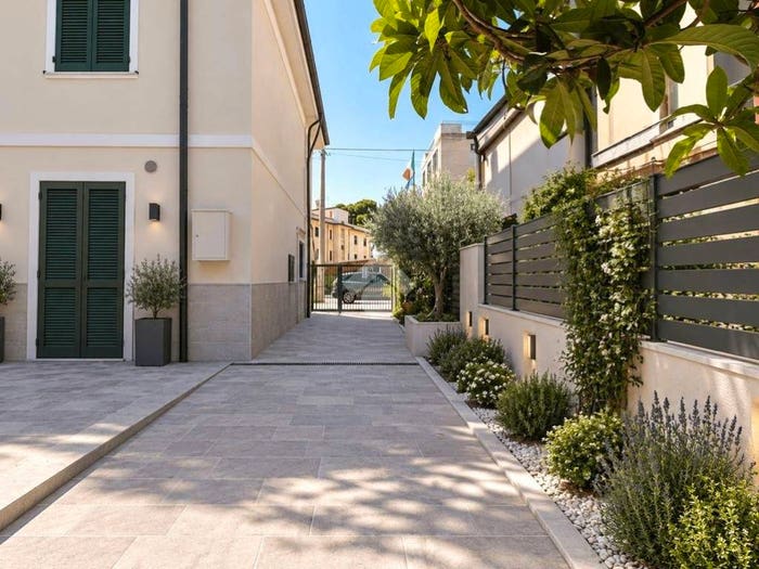 Casa quadrilocale in vendita in Via Thaon Di revel, Porto Turistico, Pescara