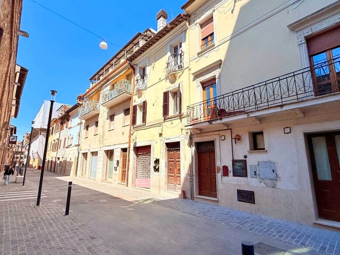Appartamento trilocale in vendita in Via Terenzio Varrone, Rieti