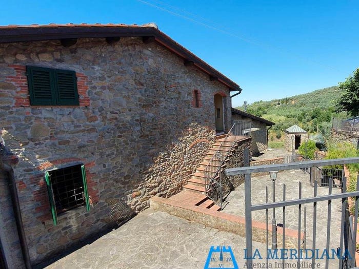 Casa con 6 locali in vendita in Centro, Lamporecchio