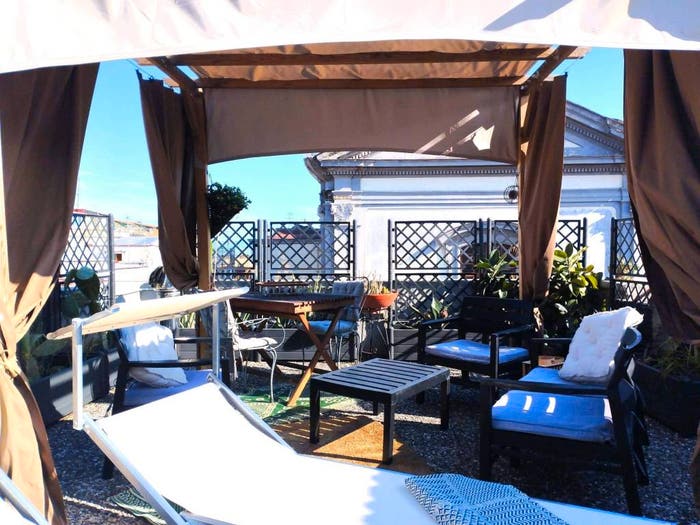 Appartamento bilocale in vendita in Vico dei Rocci, Tribunali, Napoli
