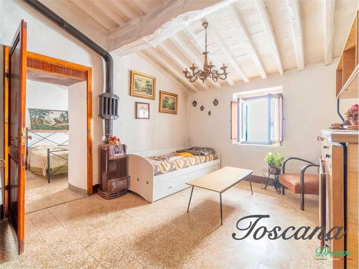 Appartamento quadrilocale in vendita in via d'azeglio, Centro, Monterotondo Marittimo