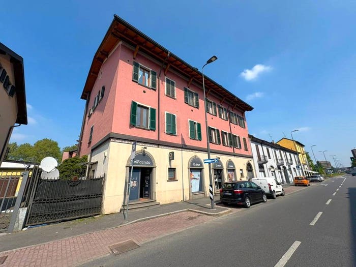 Appartamento trilocale in vendita in Via Novara, Figino, Milano
