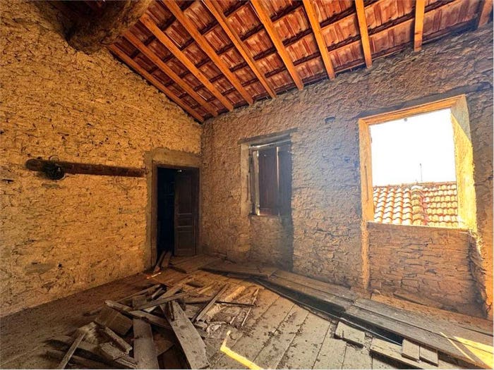 Casa trilocale in vendita in Salita Costa, Centro, Lucinasco